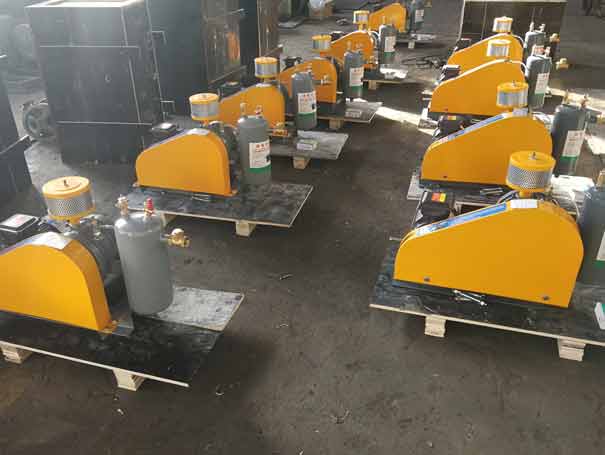 回轉(zhuǎn)風(fēng)機(jī) 羅茨風(fēng)機(jī)廠家發(fā)貨海南鑫仟順XQSSR100羅茨鼓風(fēng)機(jī)(圖1)